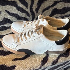 Dolce Vita Cream and Black Women's Sneakers